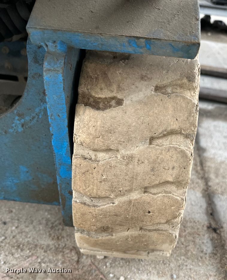 image for item EJ7126 Genie  GS-2032 scissor lift