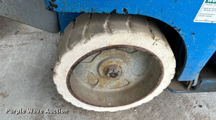 image for item EJ7126 Genie  GS-2032 scissor lift