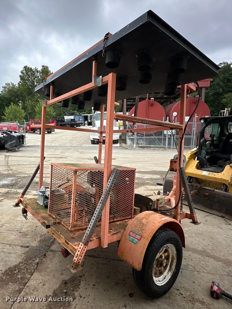 image for item EJ7130 1998 Wanco arrow board trailer