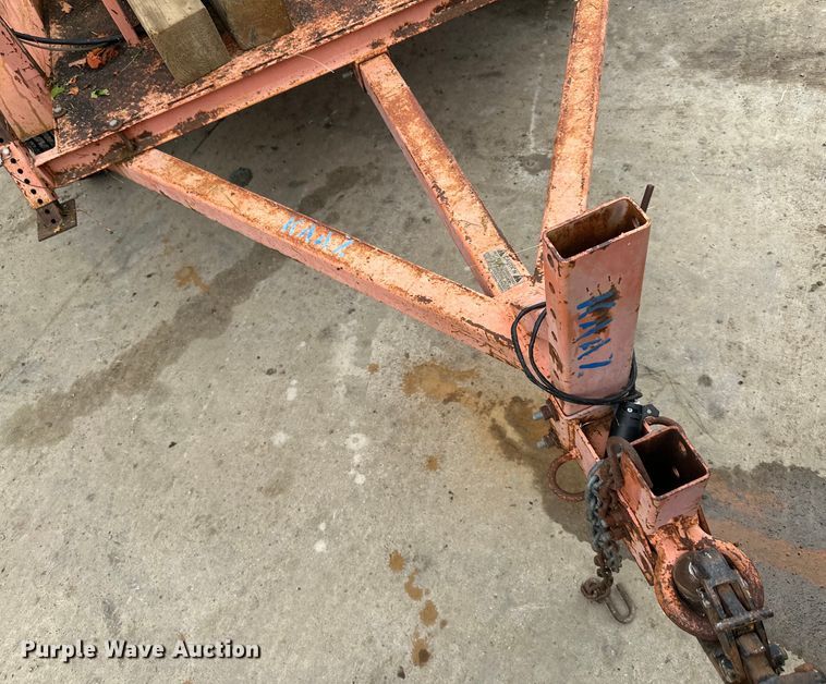 image for item EJ7130 1998 Wanco arrow board trailer