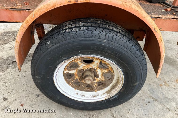 image for item EJ7130 1998 Wanco arrow board trailer