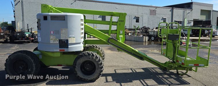 image for item EJ7150 1997 Genie  Z-45/22 boom lift