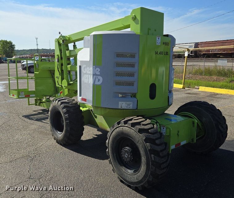 image for item EJ7150 1997 Genie  Z-45/22 boom lift