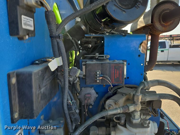 image for item EJ7150 1997 Genie  Z-45/22 boom lift