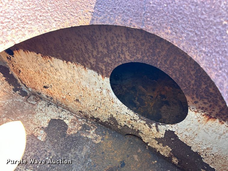 image for item EK3015 1991 International  9300 water truck