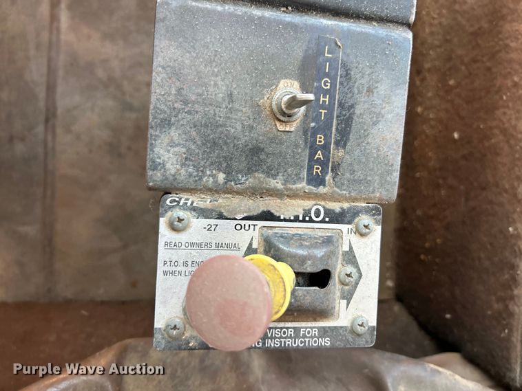 image for item EK3015 1991 International  9300 water truck