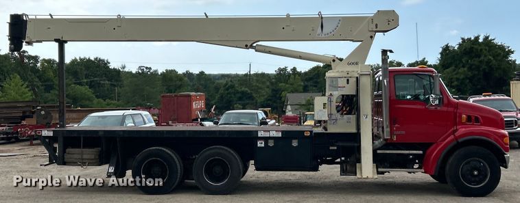 image for item EK3016 2006 Sterling L7500 crane truck