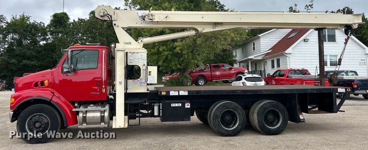 image for item EK3016 2006 Sterling L7500 crane truck