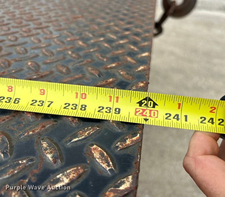 image for item EK3016 2006 Sterling L7500 crane truck