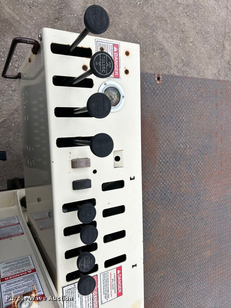 image for item EK3016 2006 Sterling L7500 crane truck