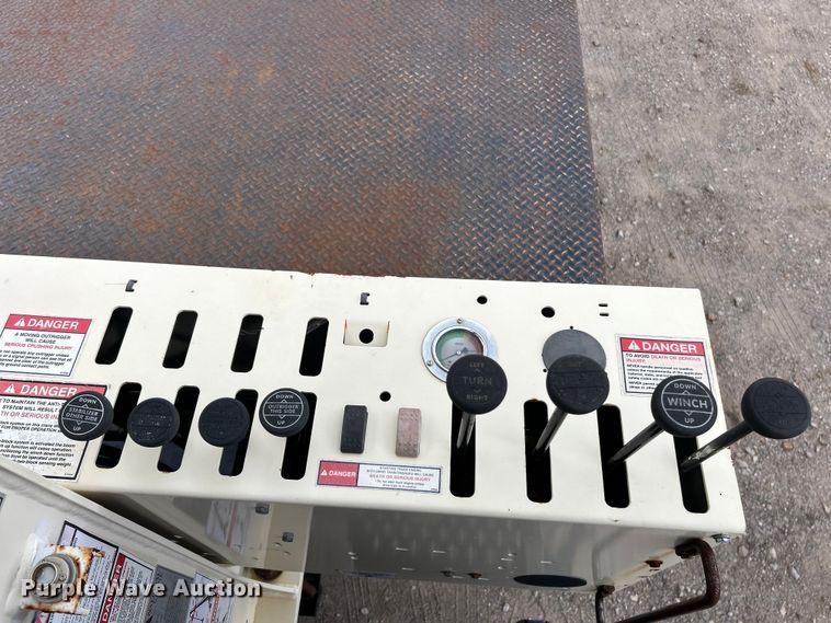 image for item EK3016 2006 Sterling L7500 crane truck