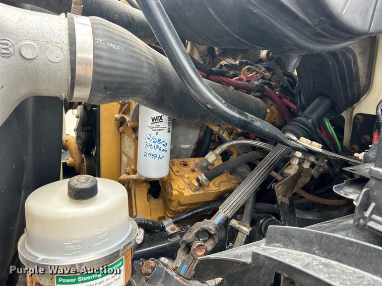 image for item EK3016 2006 Sterling L7500 crane truck