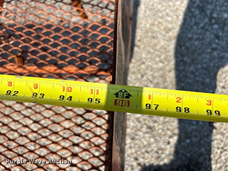 image for item EK3032 2003 JLG  400S boom lift