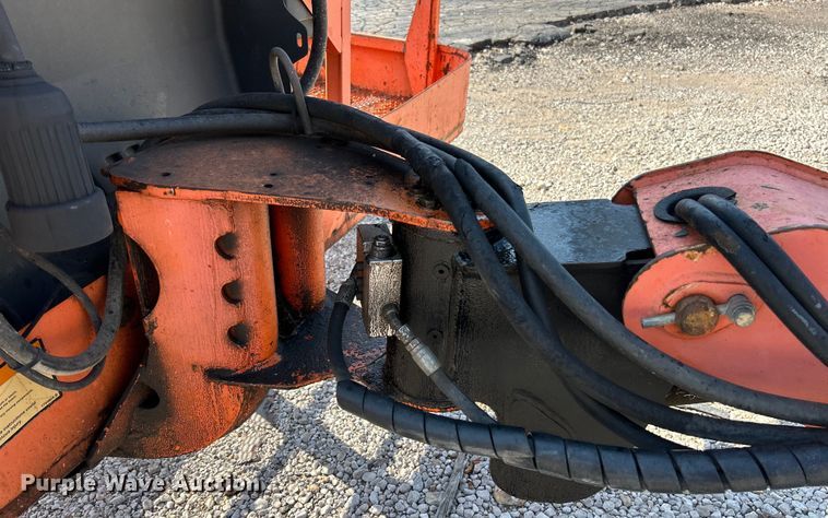 image for item EK3032 2003 JLG  400S boom lift