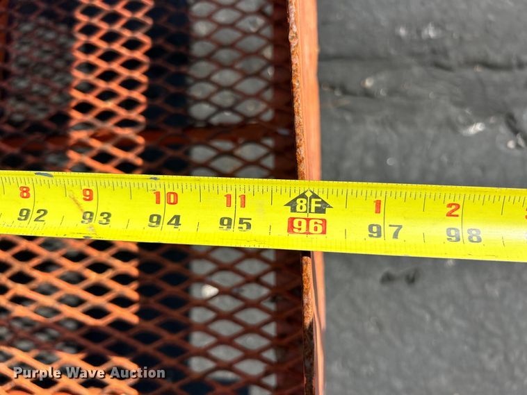 image for item EK3033 2000 JLG 660SJ boom lift