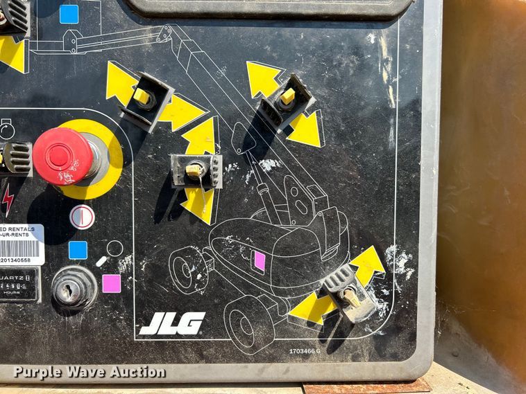 image for item EK3033 2000 JLG 660SJ boom lift