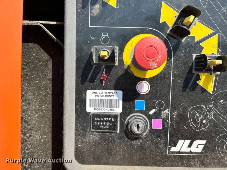 image for item EK3033 2000 JLG 660SJ boom lift