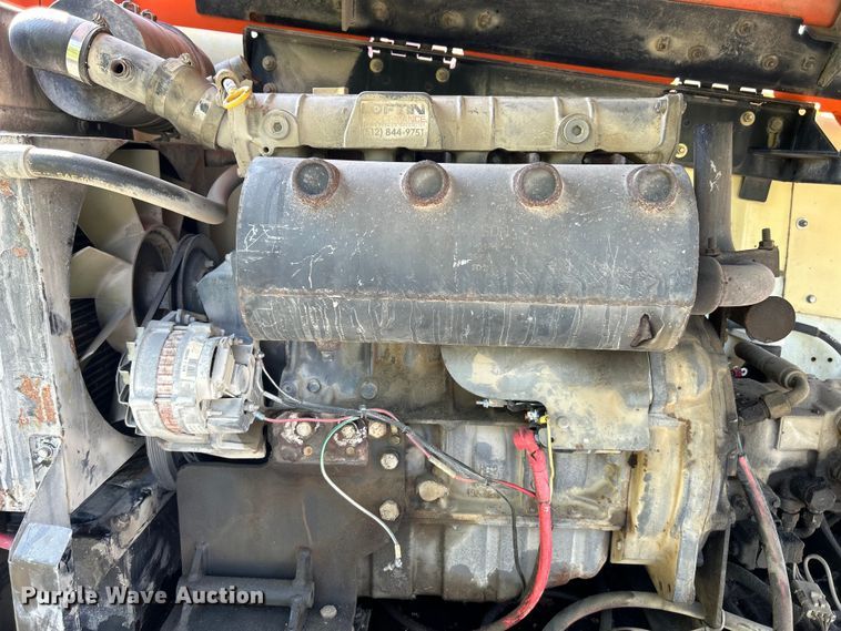 image for item EK3033 2000 JLG 660SJ boom lift