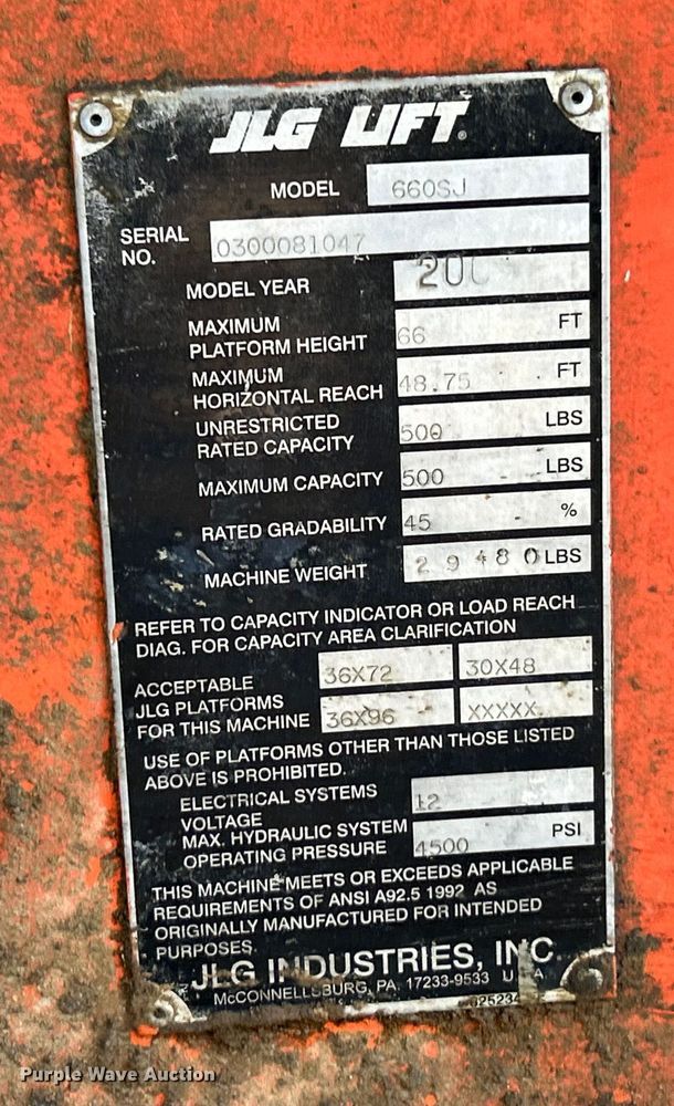 image for item EK3033 2000 JLG 660SJ boom lift