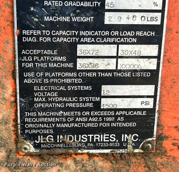 image for item EK3033 2000 JLG 660SJ boom lift