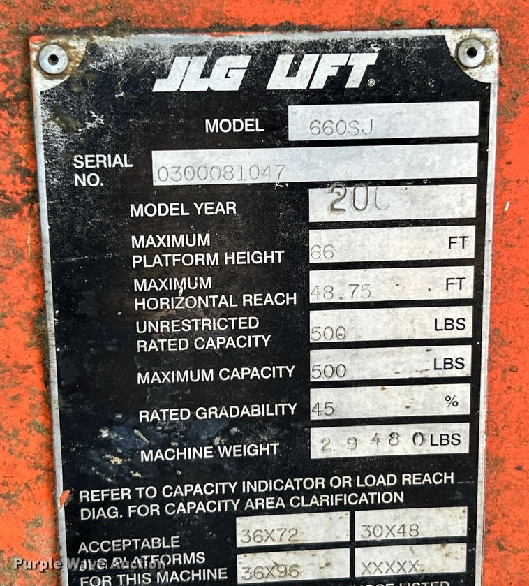 image for item EK3033 2000 JLG 660SJ boom lift