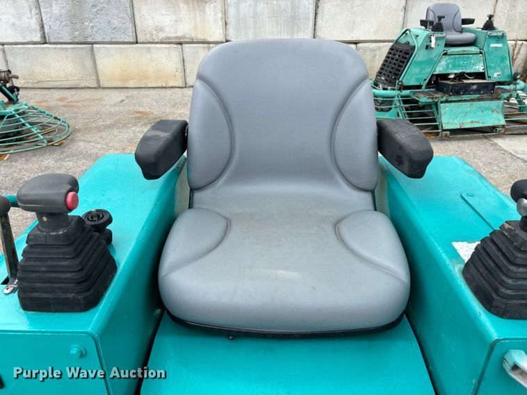 image for item EK4977 2006 Whiteman STX-55Y-6 power trowel