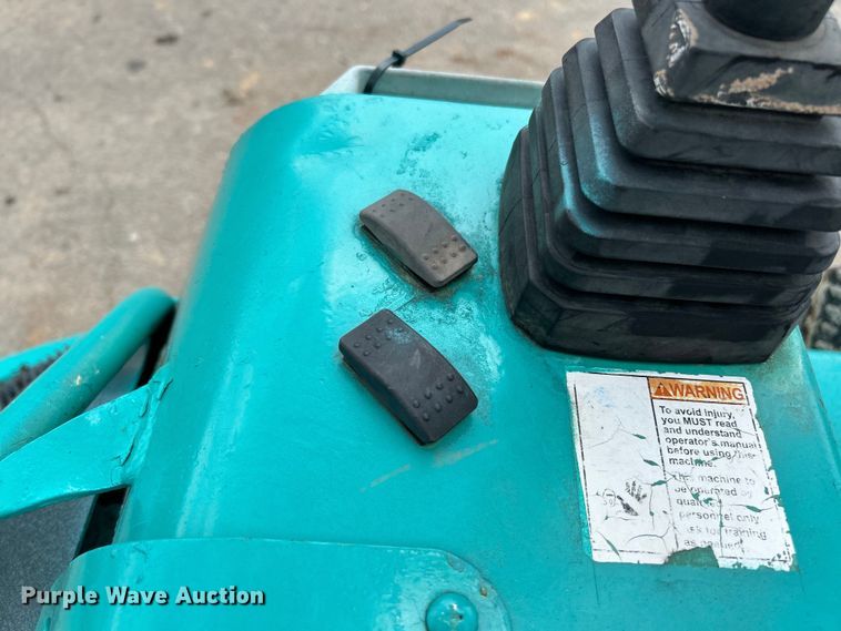 image for item EK4977 2006 Whiteman STX-55Y-6 power trowel