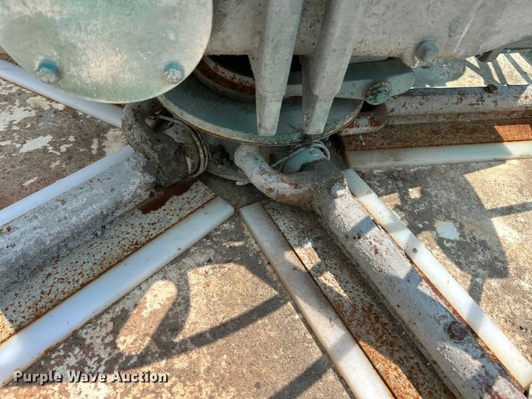 image for item EK4979 2017 Whiteman  HHNG5 power trowel