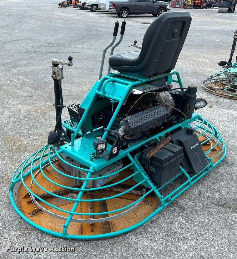 image for item EK4983 2015 Whiteman HHNG5 power trowel