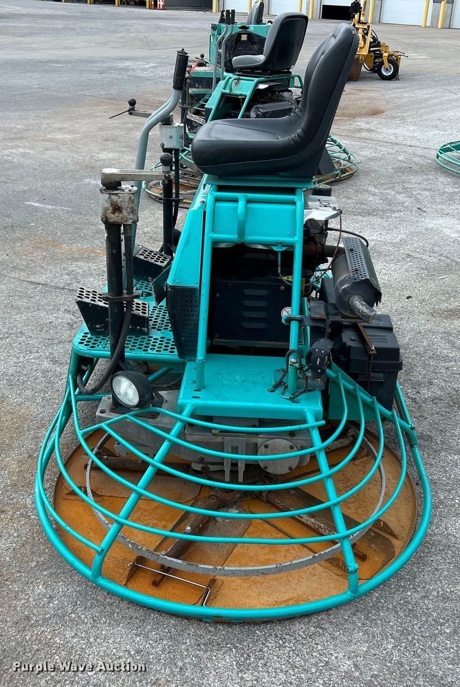 image for item EK4983 2015 Whiteman HHNG5 power trowel