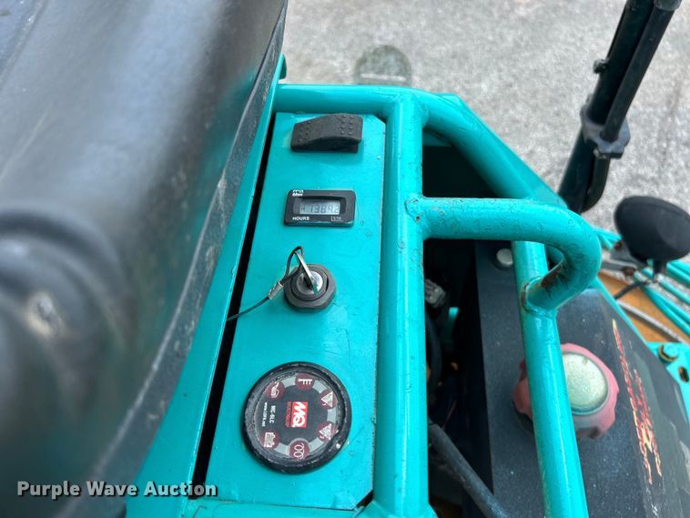 image for item EK4983 2015 Whiteman HHNG5 power trowel