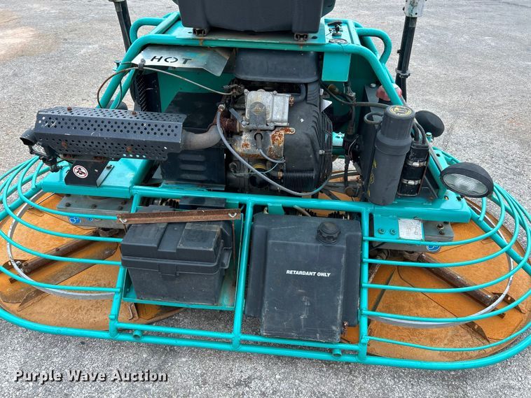 image for item EK4983 2015 Whiteman HHNG5 power trowel