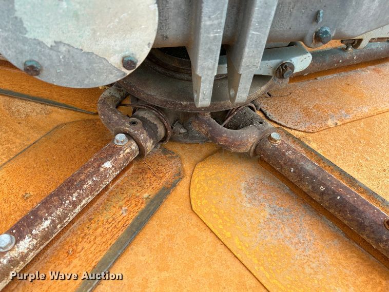 image for item EK4983 2015 Whiteman HHNG5 power trowel