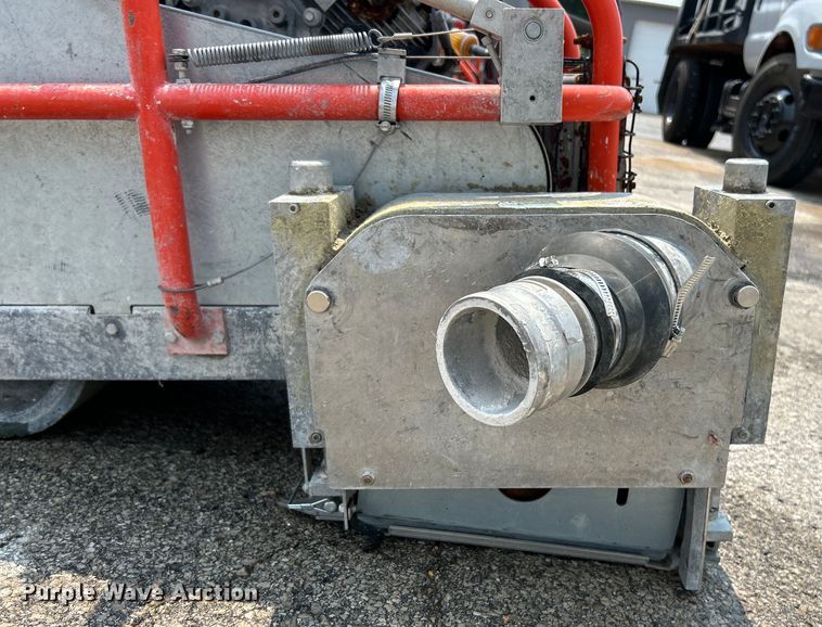 image for item EK4996 Husqvarna  Soff-Cut 4000 concrete saw