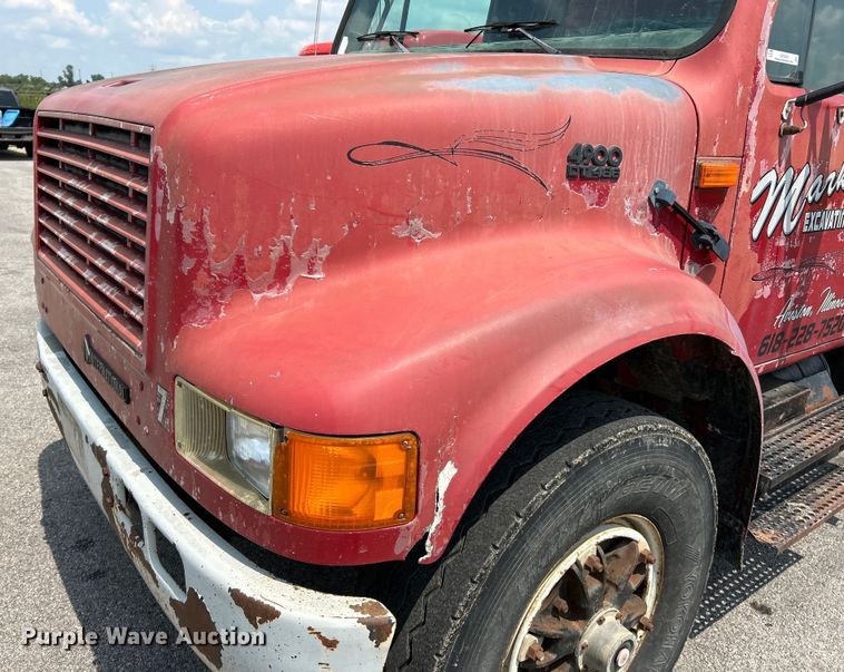 image for item EK5000 1995 International  4900 dump truck