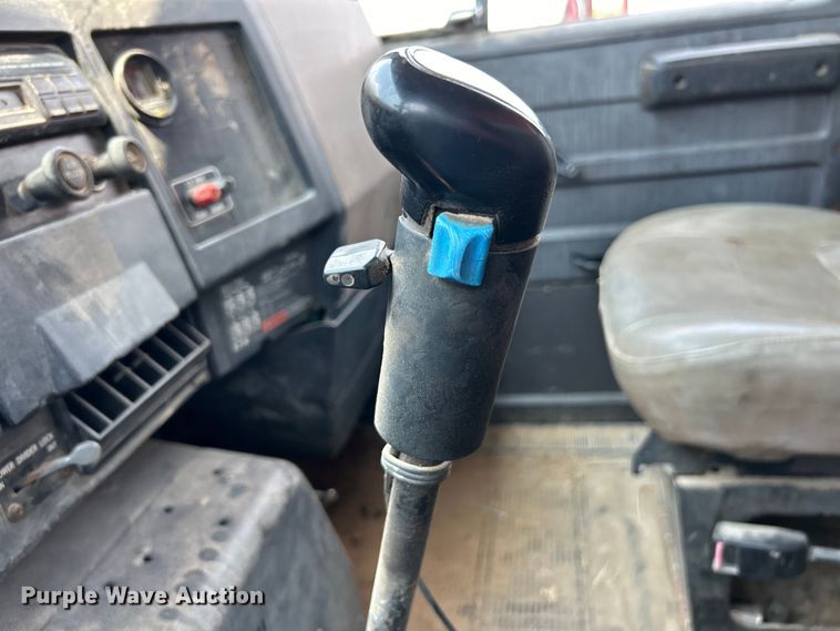 image for item EK5000 1995 International  4900 dump truck