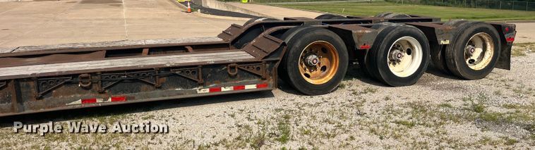 image for item EK8847 2000 Talbert T3DW-50SA-HRG-1-T1 lowboy equipment trailer