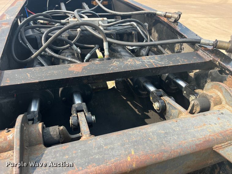 image for item EK8847 2000 Talbert T3DW-50SA-HRG-1-T1 lowboy equipment trailer