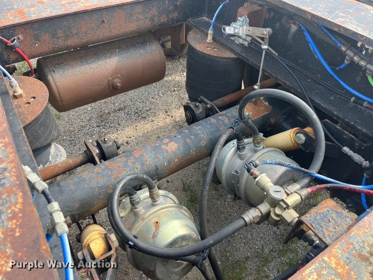 image for item EK8847 2000 Talbert T3DW-50SA-HRG-1-T1 lowboy equipment trailer