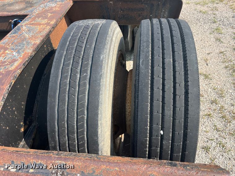 image for item EK8847 2000 Talbert T3DW-50SA-HRG-1-T1 lowboy equipment trailer