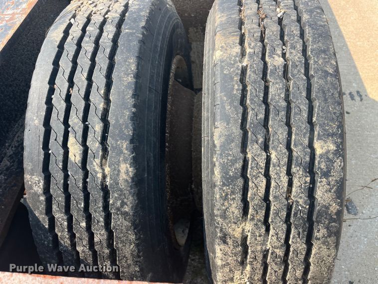 image for item EK8847 2000 Talbert T3DW-50SA-HRG-1-T1 lowboy equipment trailer