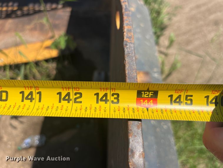 image for item EK8889 2004 John Deere 1812C scraper