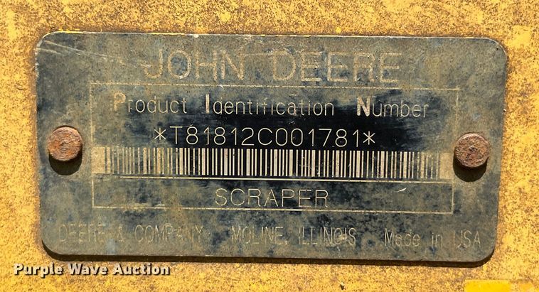 image for item EK8889 2004 John Deere 1812C scraper