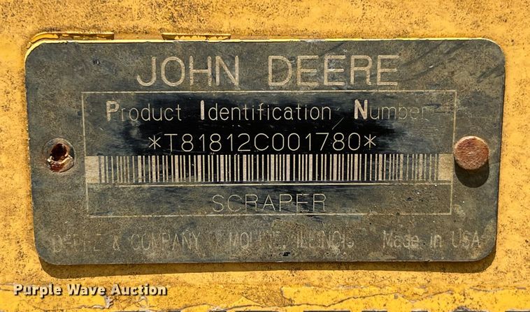image for item EK8890 2004 John Deere 1812C scraper
