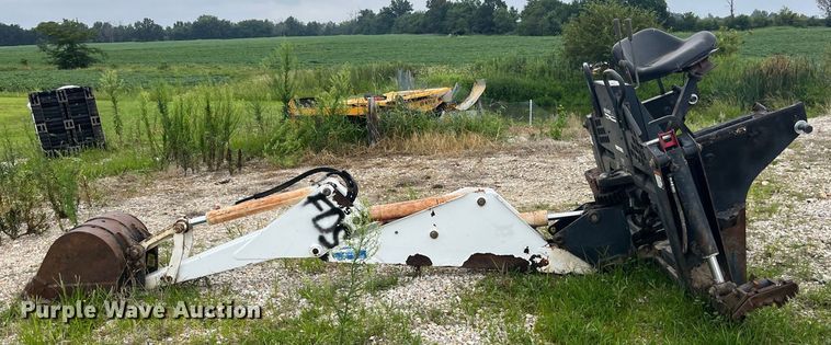 image for item EK8920 Ingersoll-Rand 709 FDS skid steer backhoe