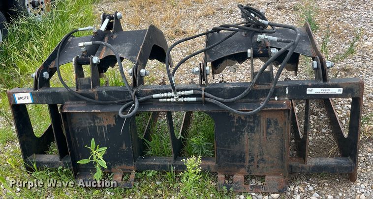 image for item EK8921 Skid steer rock grapple bucket