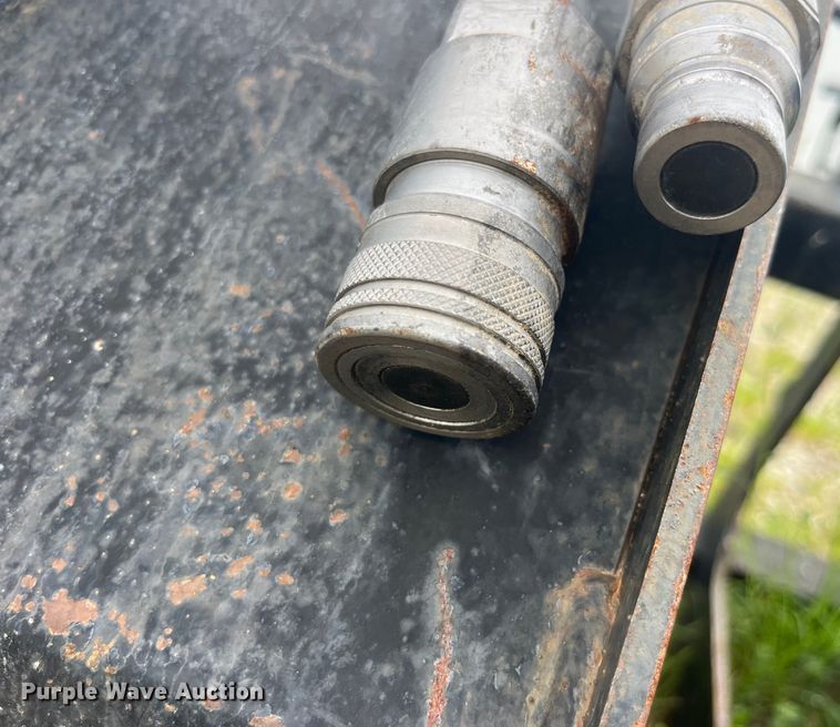 image for item EK8921 Skid steer rock grapple bucket