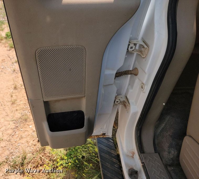 image for item KA9026 2006 Ford F150 pickup truck