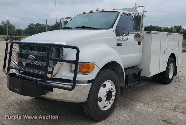 image for item KA9894 2006 Ford F750 Super Duty XL utility / service truck