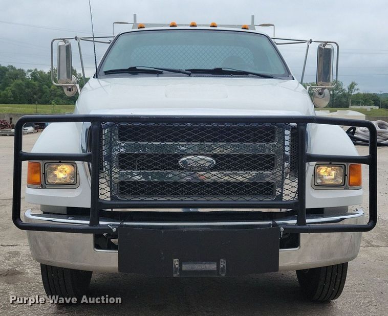 image for item KA9894 2006 Ford F750 Super Duty XL utility / service truck